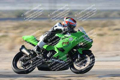 media/Dec-05-2025-CVMA Friday Practice (Fri) [[303bad9a84]]/4-Racer 4-Trackday 1/Session 2 (Turn 14)/